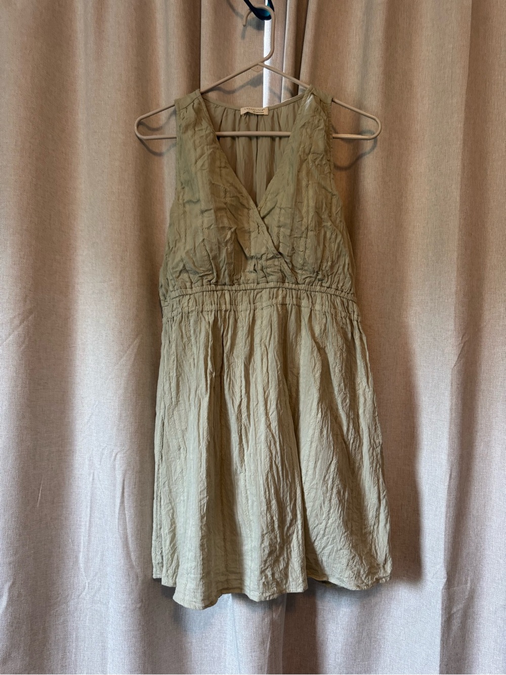 Sleeveless V-Neck Mint Green Mini Dress